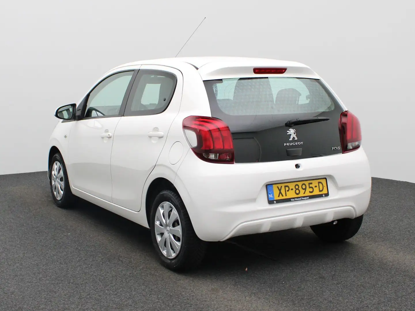 Peugeot 108 1.0 e-VTi Active | Airco | Automaat | Mistlampen | Wit - 2