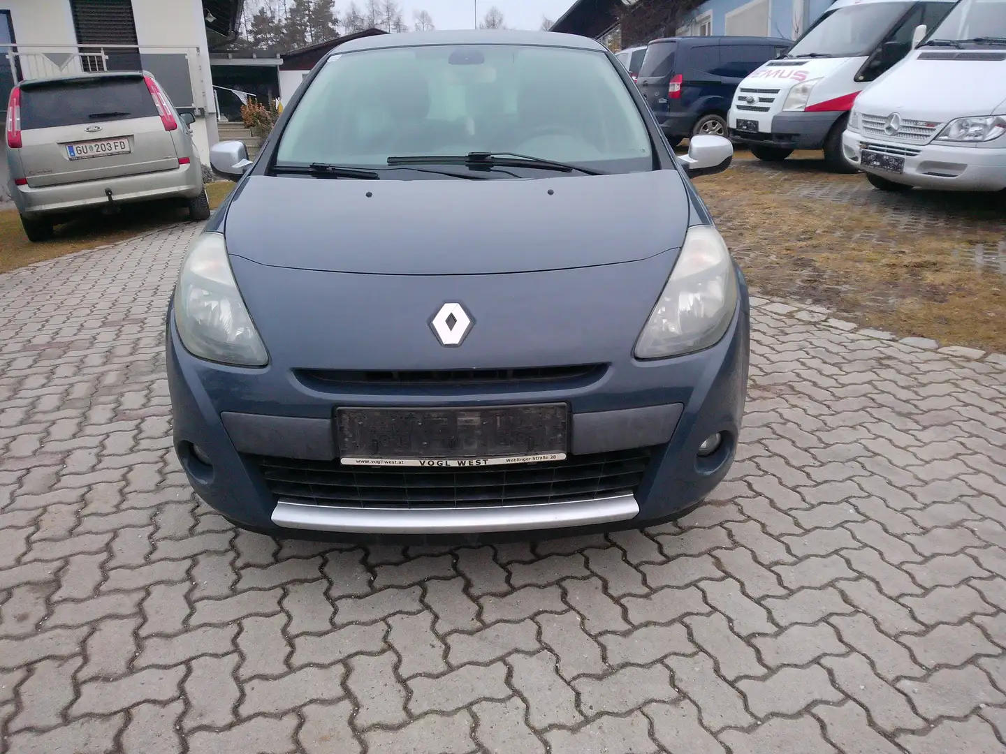 Renault Clio Clio Success 1,2 16V 75 Success !1 Pickerl neu !! Grau - 2