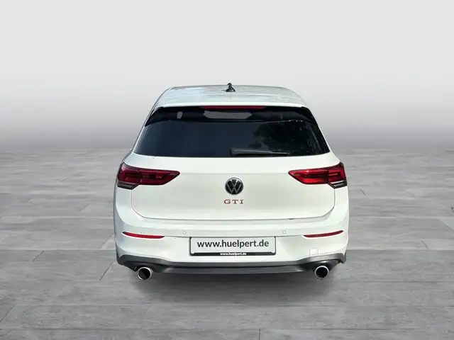 Volkswagen Golf view 4