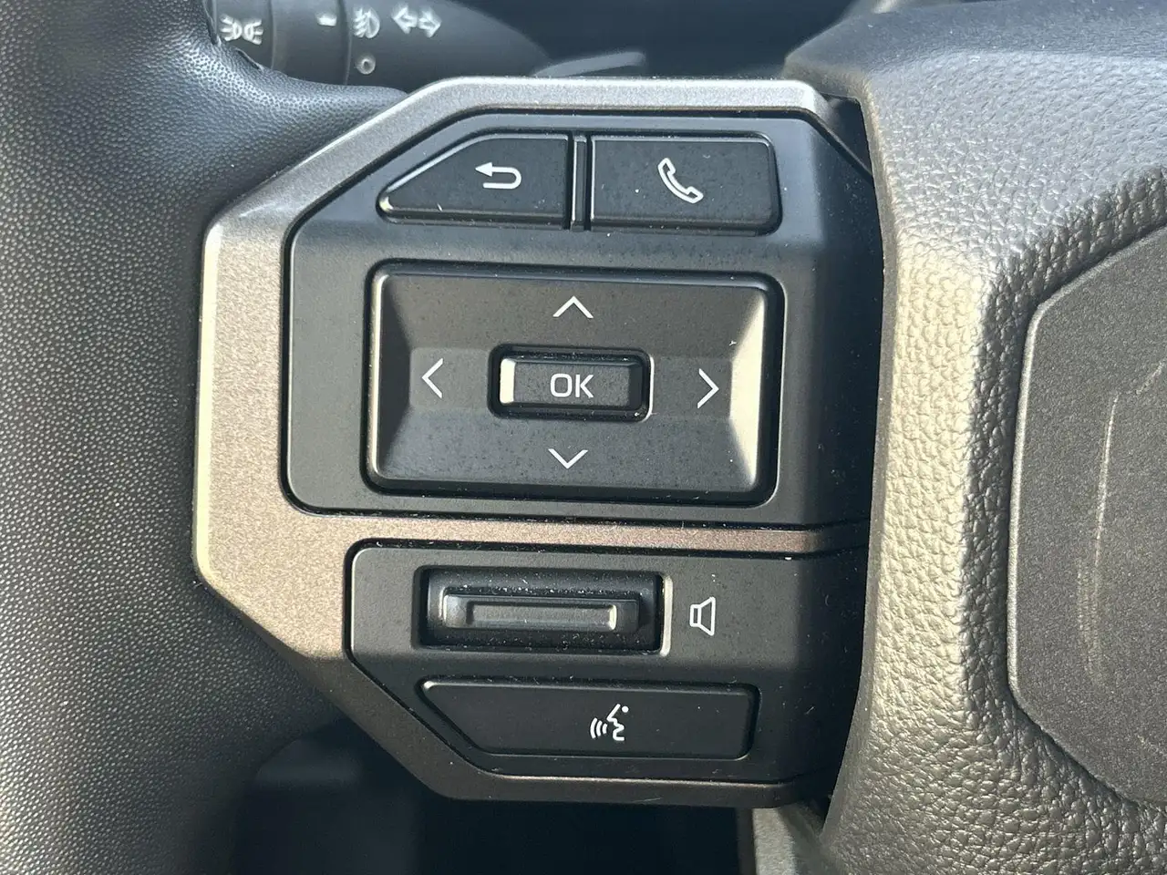 Toyota Land Cruiser снимка Toyota Land Cruiser