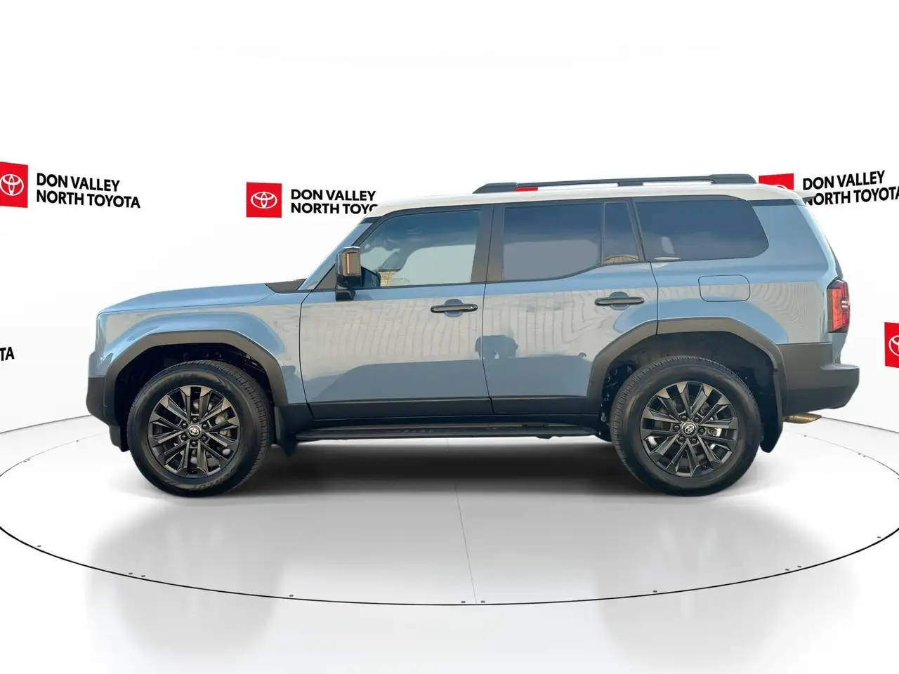 Toyota Land Cruiser снимка Toyota Land Cruiser