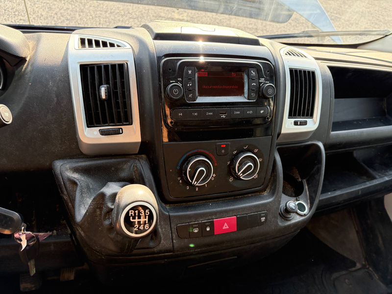 Peugeot Boxer 2.2 BlueHDi L2H2 /€9.900 netto / Airco / PDC / ... — photo 13