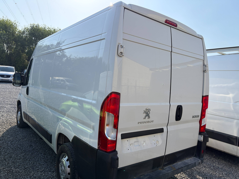 Peugeot Boxer 2.2 BlueHDi L2H2 /€9.900 netto / Airco / PDC / ... — photo 3