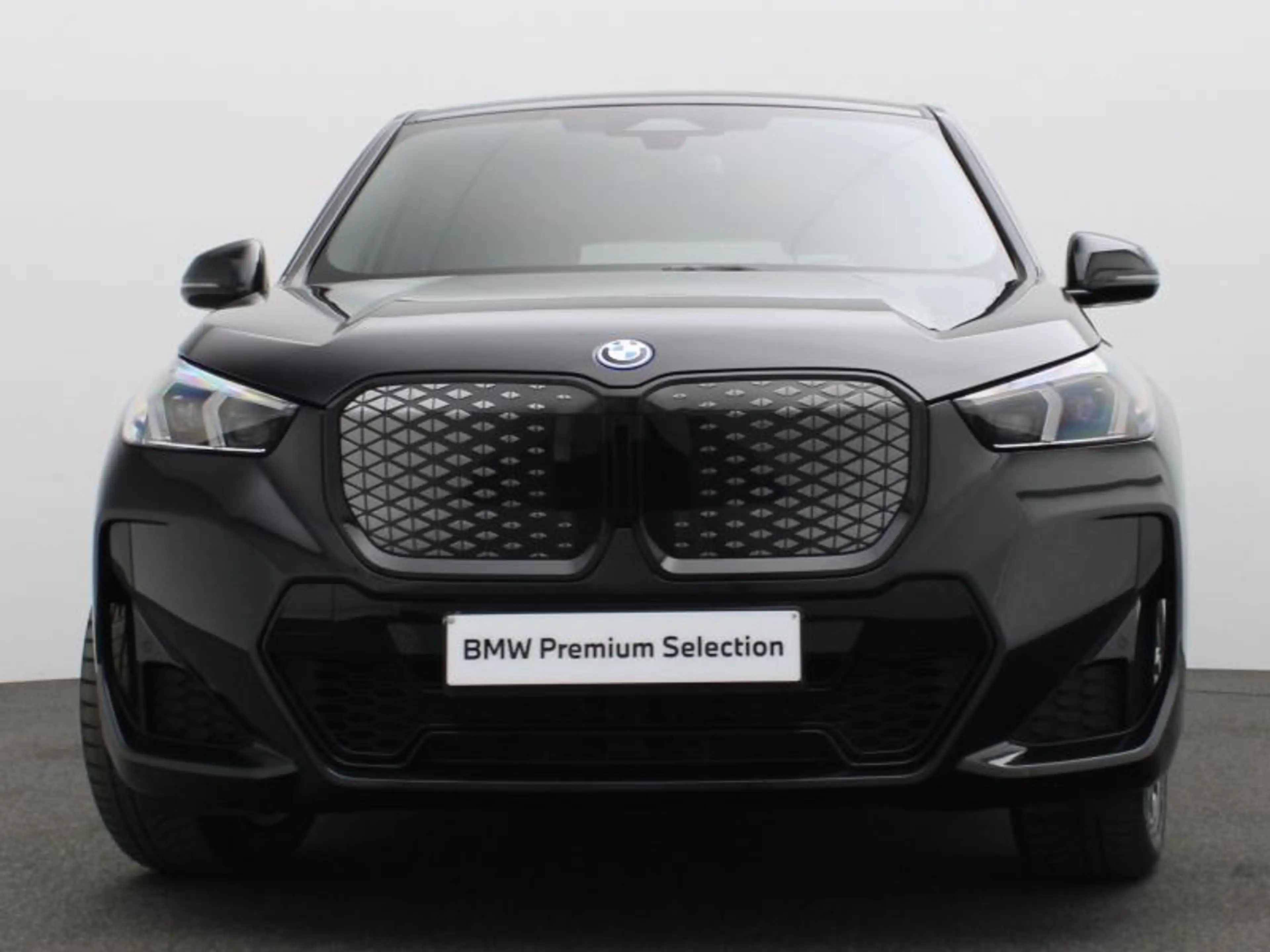 BMW iX1 XDRIVE 30 - M SPORT - HARMAN-KARDON — photo 2