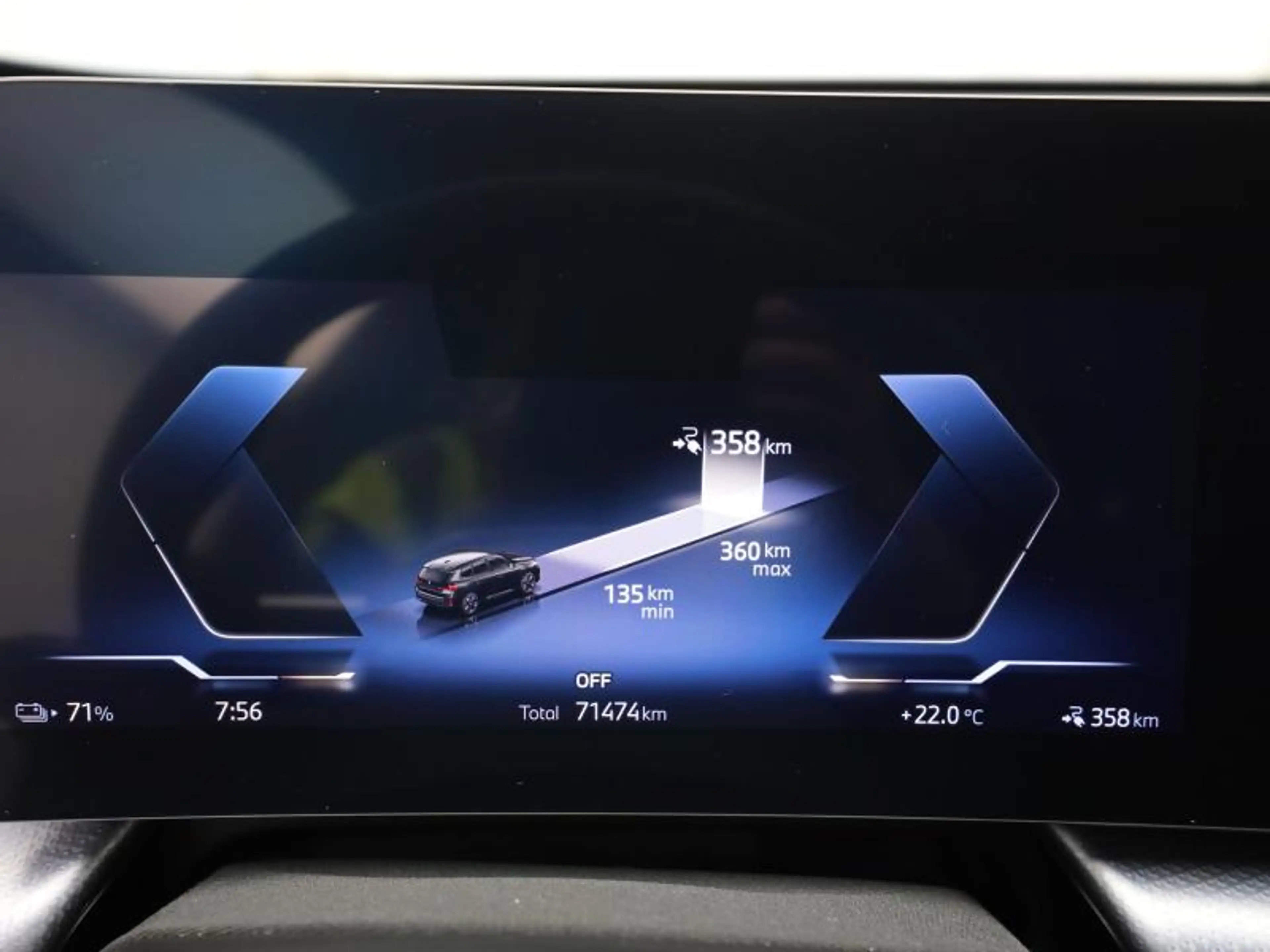 BMW iX1 XDRIVE 30 - M SPORT - HARMAN-KARDON — photo 10