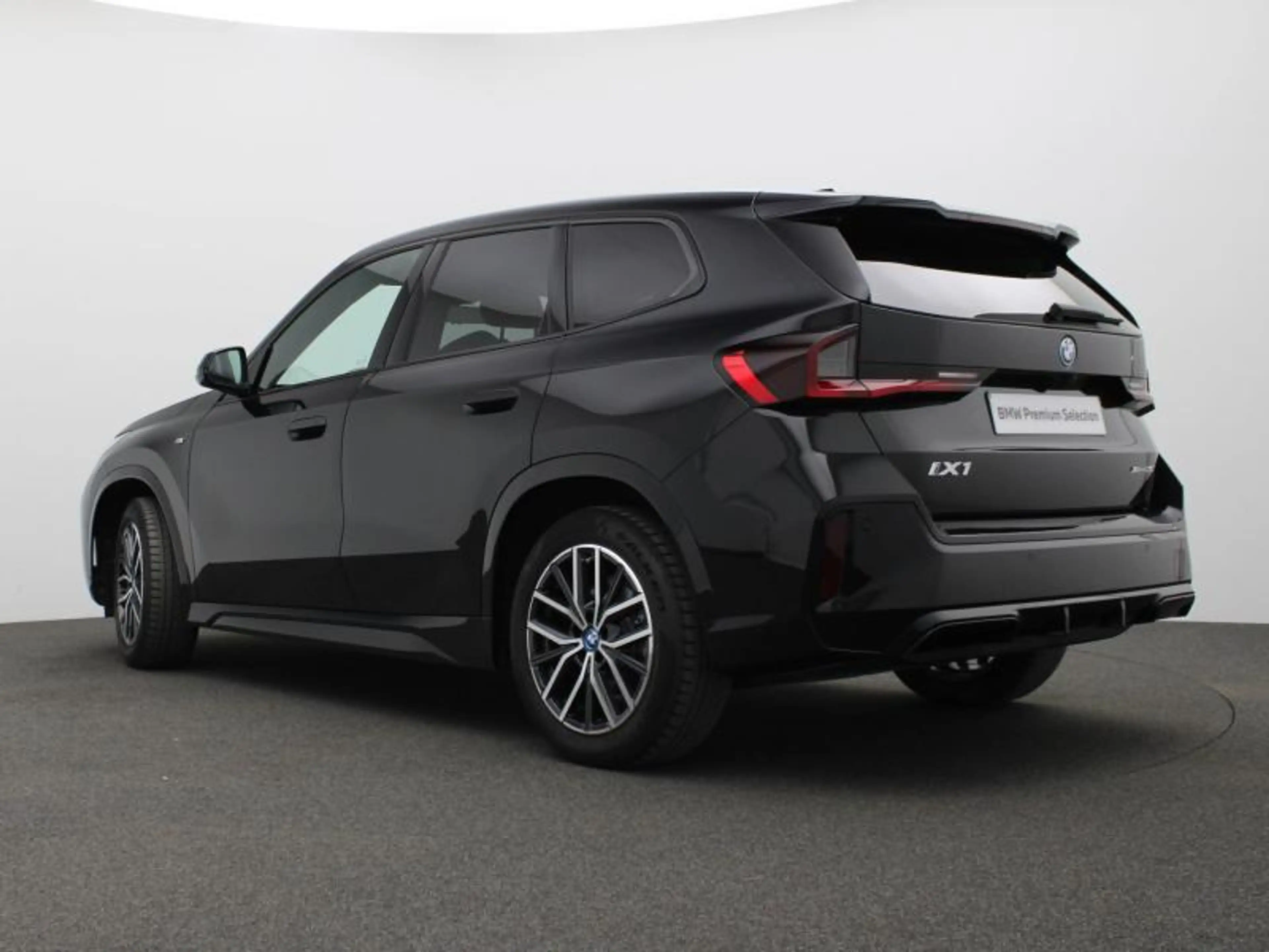 BMW iX1 XDRIVE 30 - M SPORT - HARMAN-KARDON — photo 5