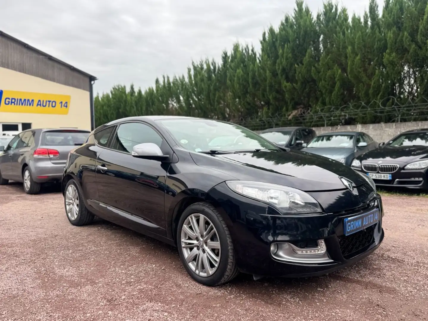 Renault Megane II Berline 3 ptes III COUPE 1.6 dCi 130 cv GT LINE Energy eco2 Noir - 1