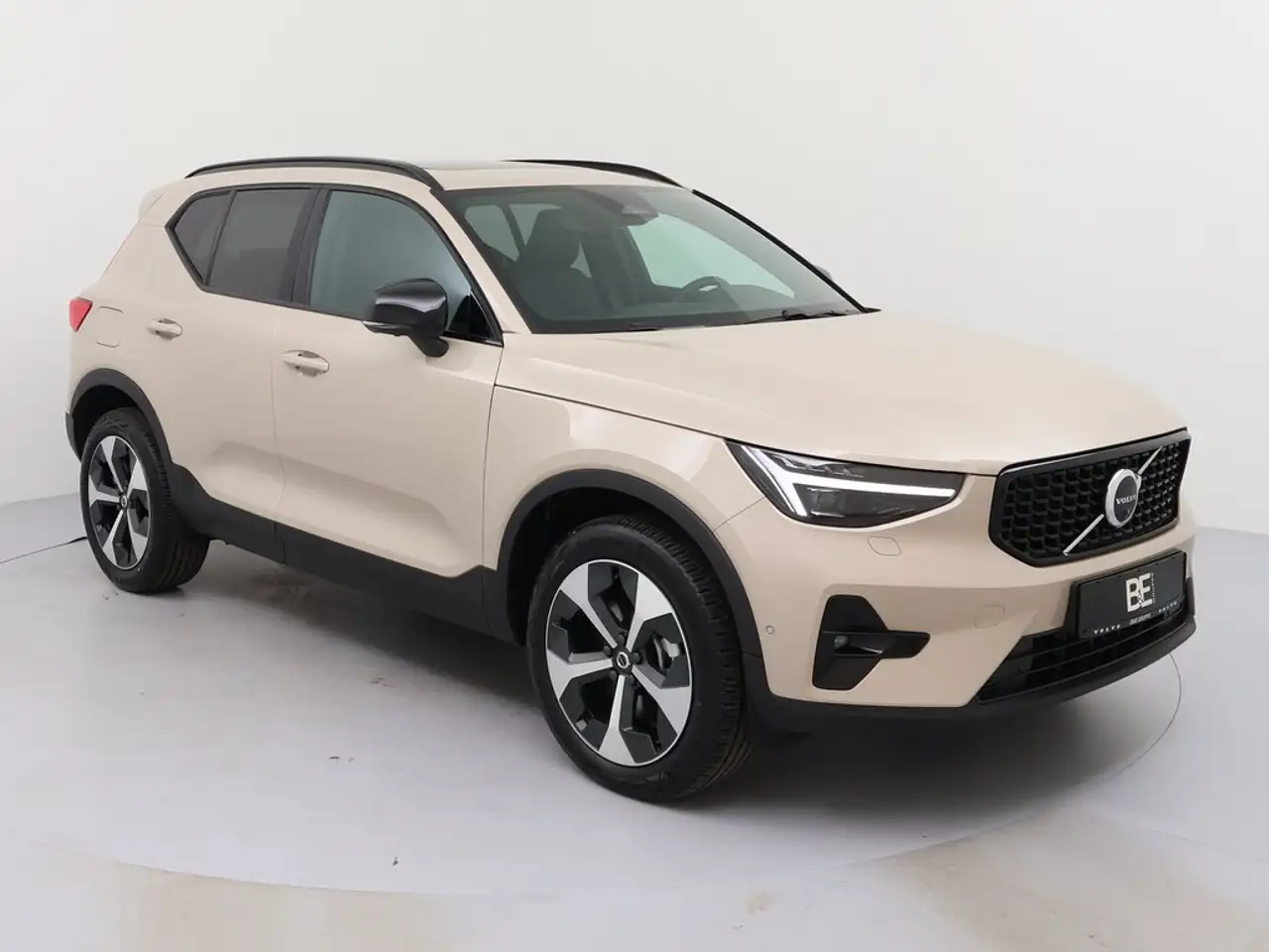 Volvo XC40 2026