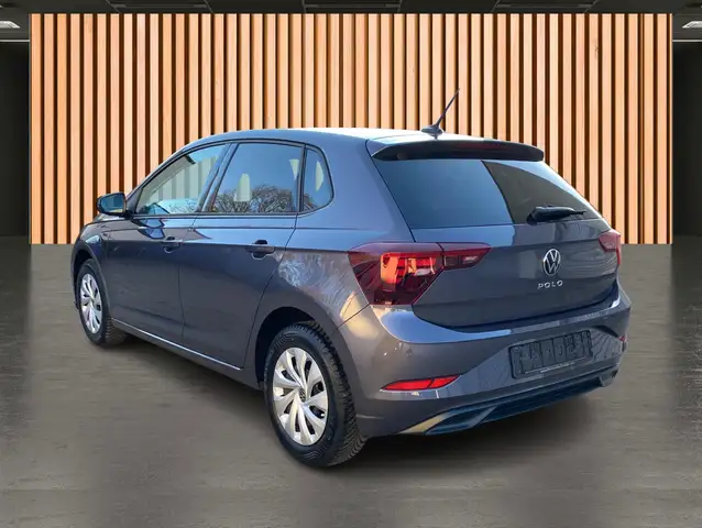 Volkswagen Polo view 10