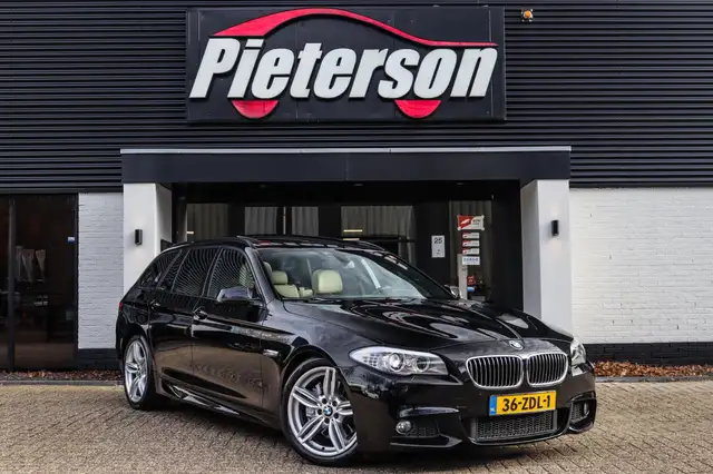 BMW 535 5-serie Touring 535i M-Pakket NAP PANO CAMERA LEDE