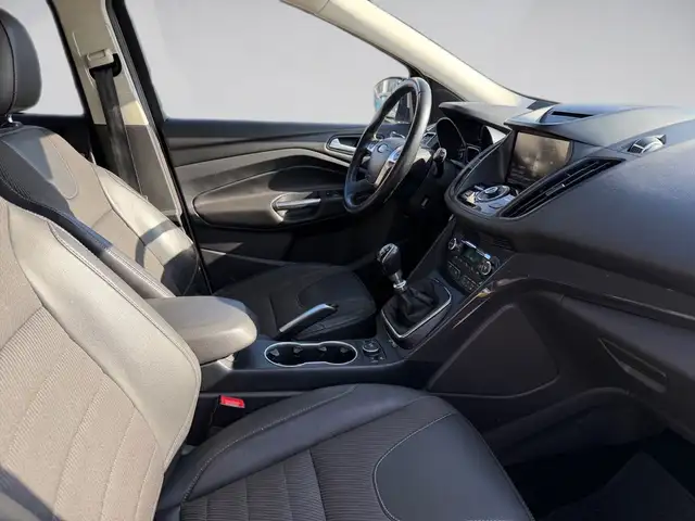 Ford Kuga view 14