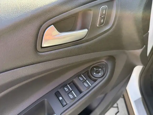 Ford Kuga view 19