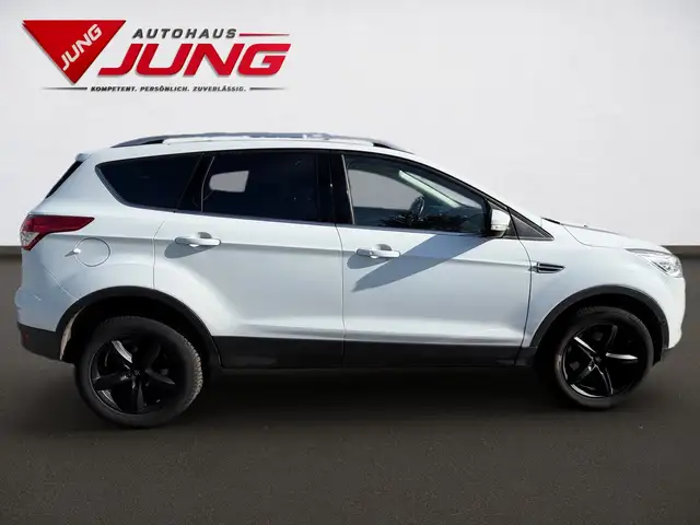 Ford Kuga view 4