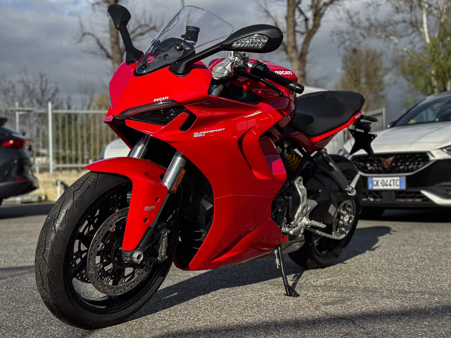 Ducati SuperSport 950 Kırmızı - 2
