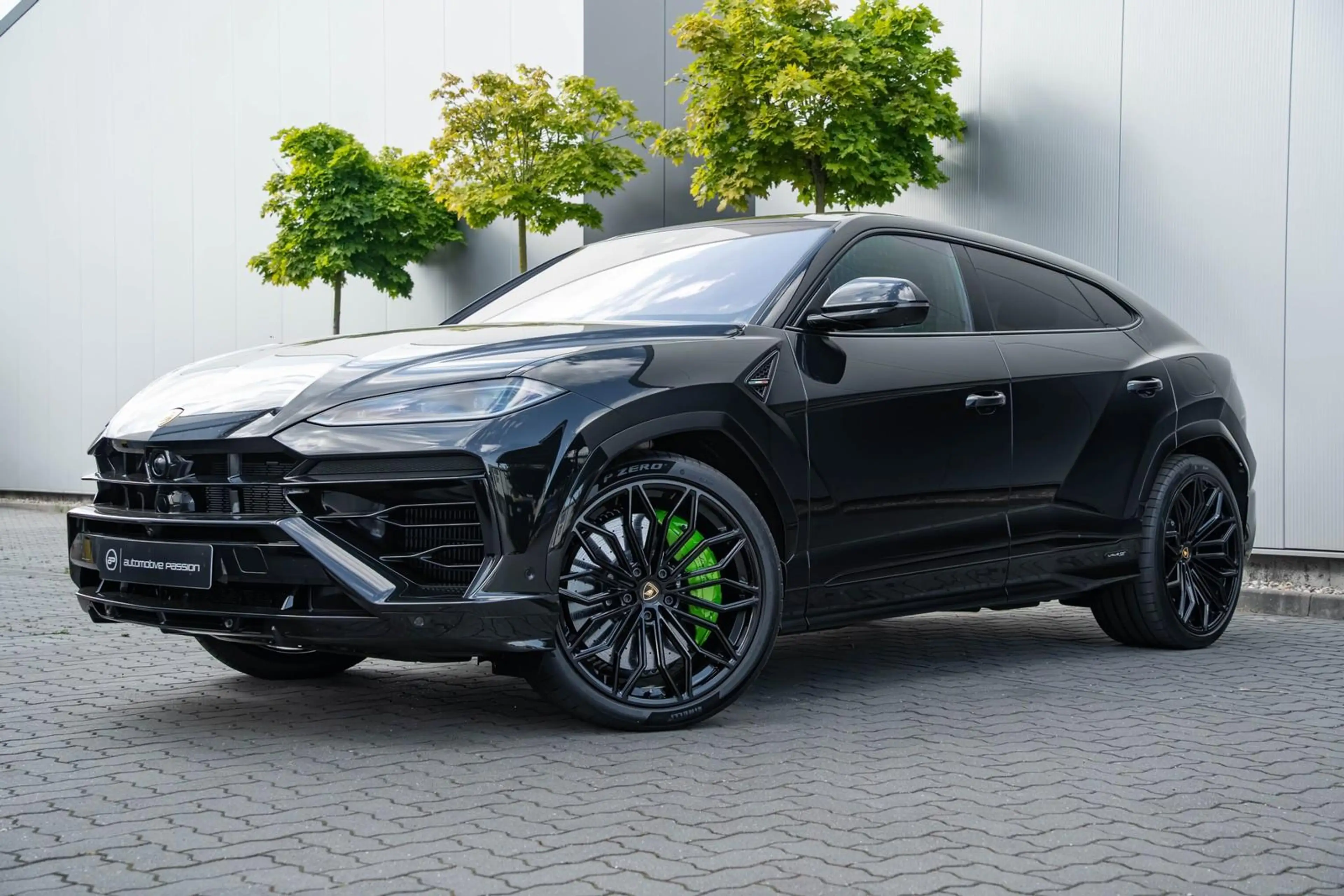 Lamborghini Urus SE *23Zoll*Bang&Olufsen*Panorama*Massage*