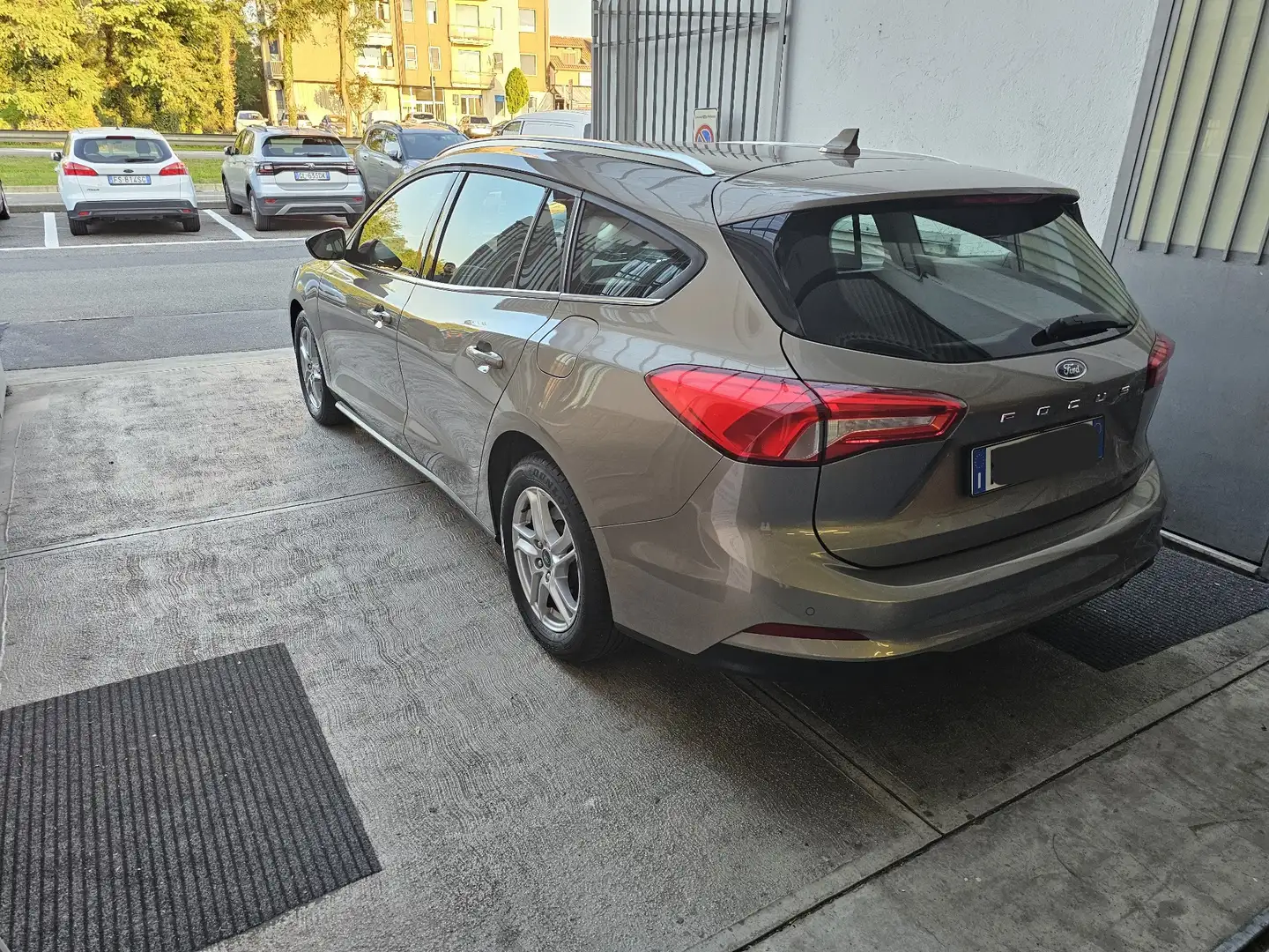 Ford Focus Turnier 1.5 TDCi DPF Start-Stopp-System Trend - 1