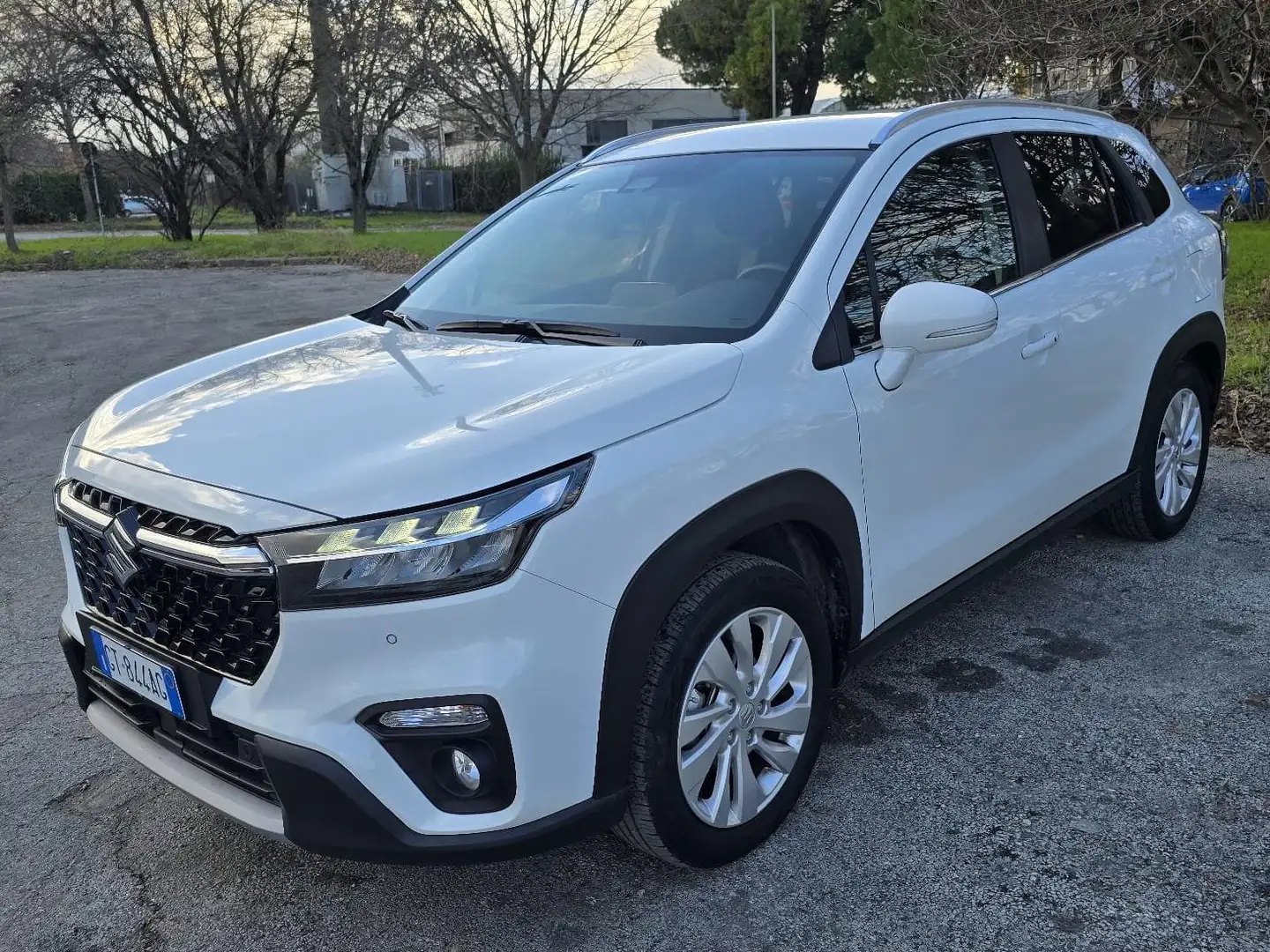 Suzuki SX4 S-Cross S-Cross 1.4h Top+ 2wd Blanco - 1