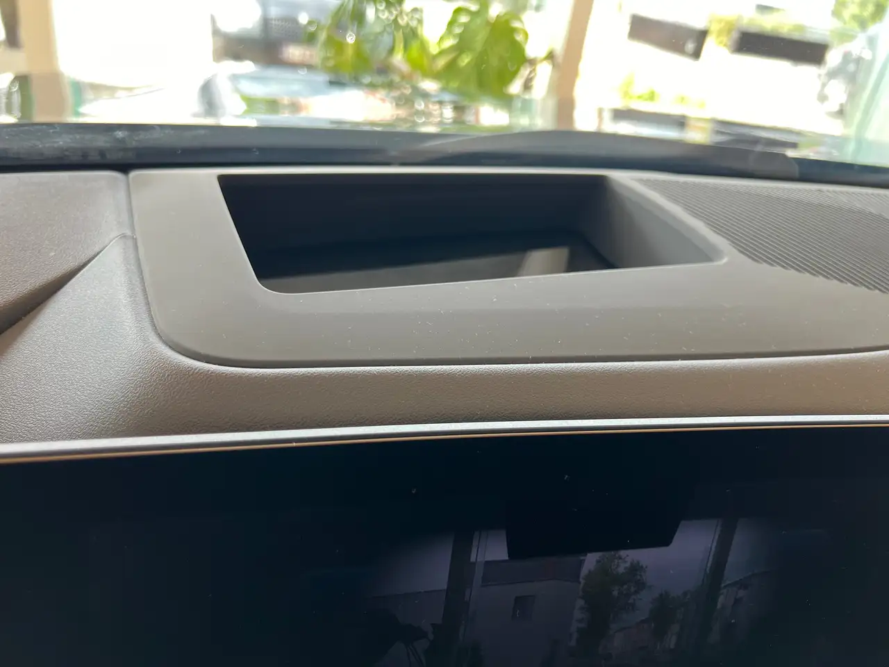 BMW 550 e xDrive Pano B&W Sound Driving Prof Parking Prof Trekhaak Stoelventilatie Travel Pack Comfort, миниатюра 22