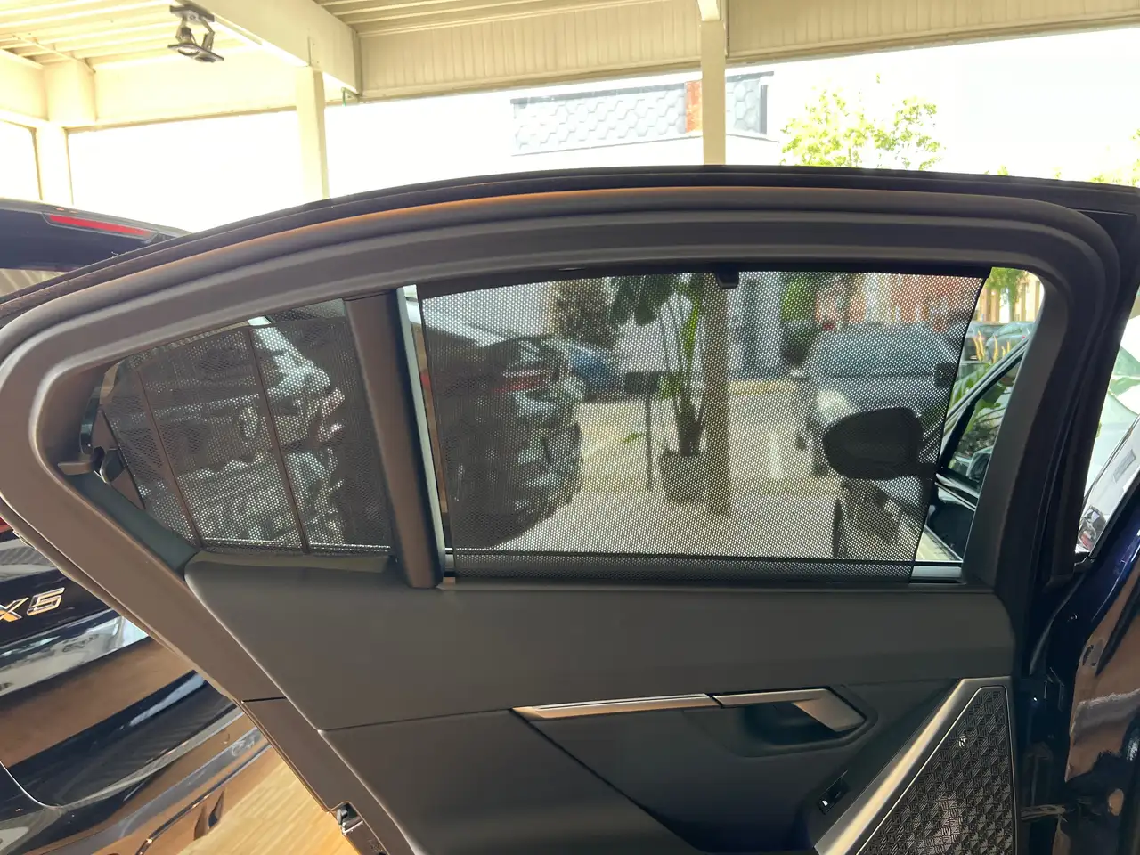 BMW 550 e xDrive Pano B&W Sound Driving Prof Parking Prof Trekhaak Stoelventilatie Travel Pack Comfort, миниатюра 27