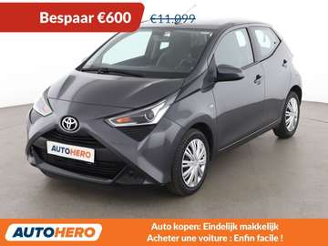 1.0 VVT-i X-Play