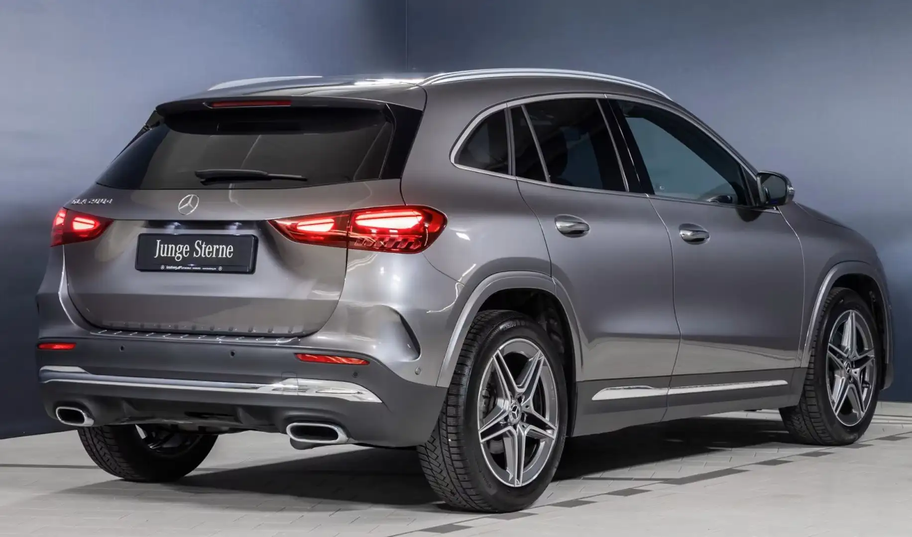 Mercedes-Benz GLA 200 200 d Amg auto 2024 150cv camera 19" vari colori Grigio - 2