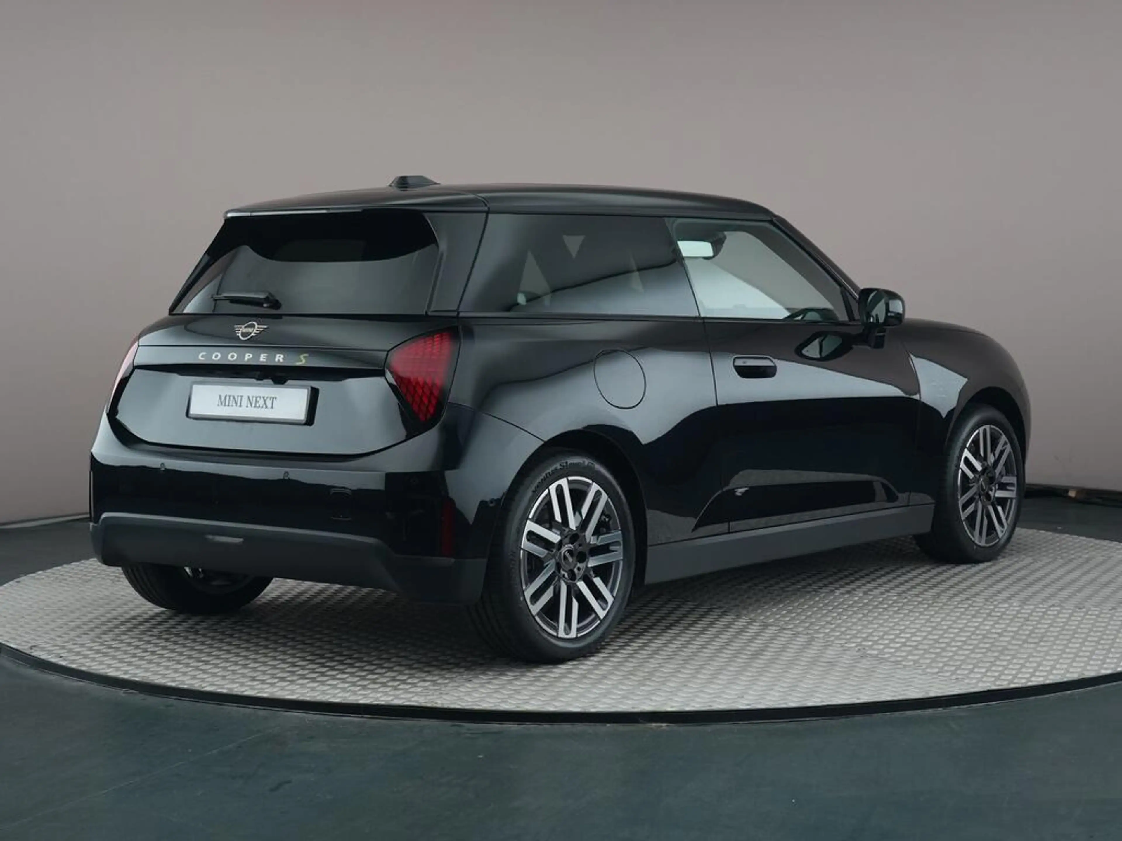 MINI Cooper SE 3-Deurs Classic M 54.2 kWh — photo 11