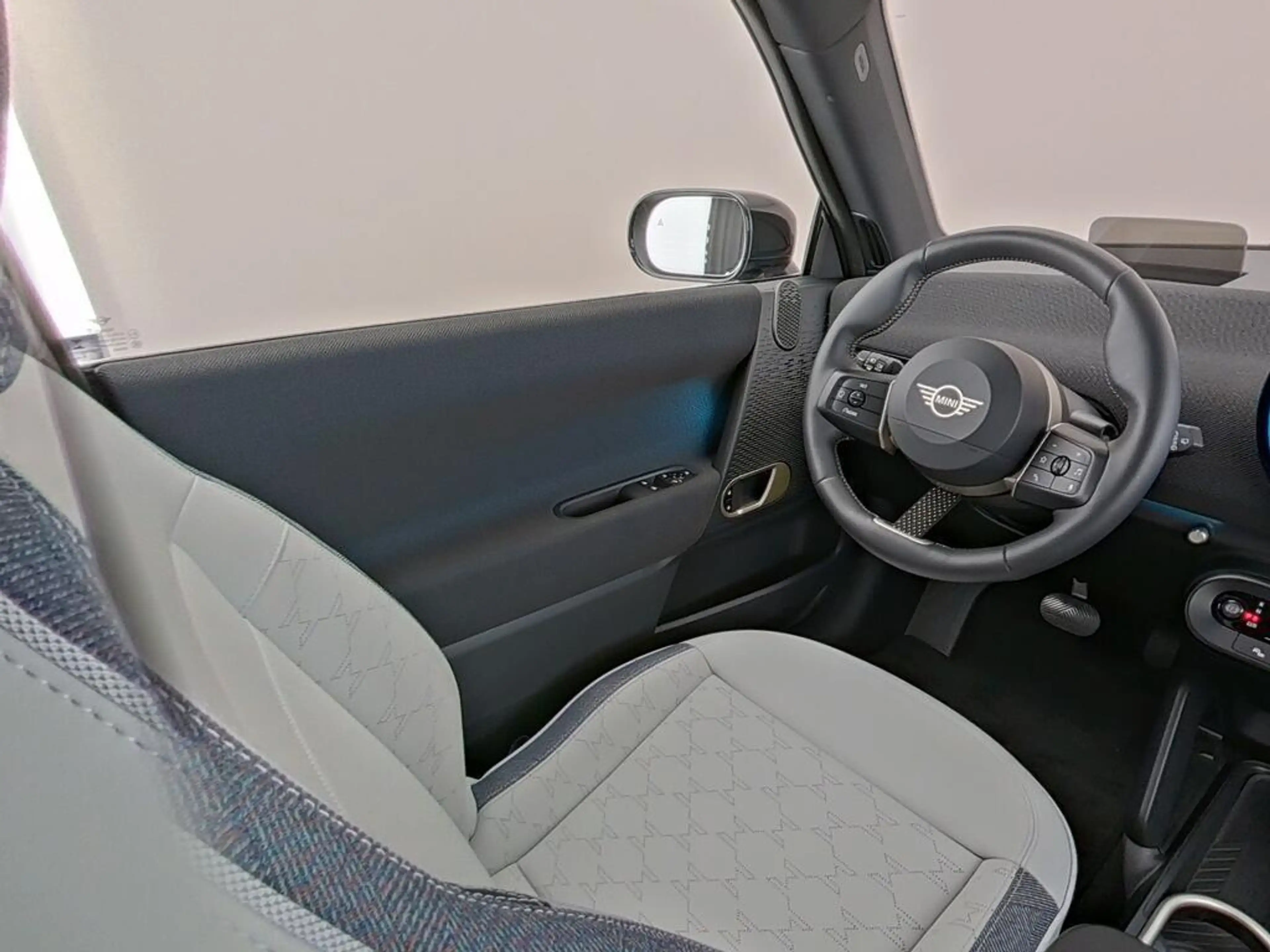 MINI Cooper SE 3-Deurs Classic M 54.2 kWh — photo 4