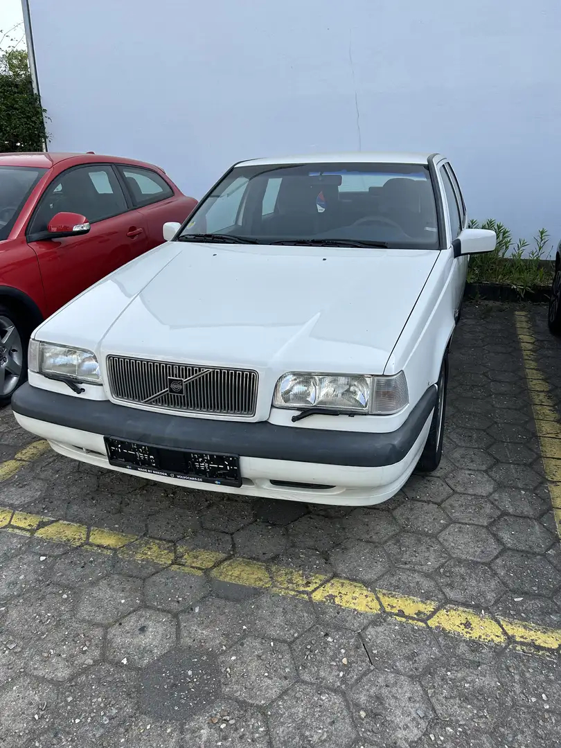 Volvo 850 2.0-10V Metropolitan - 1
