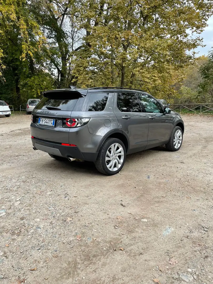 Land Rover Discovery Sport Grey - 2