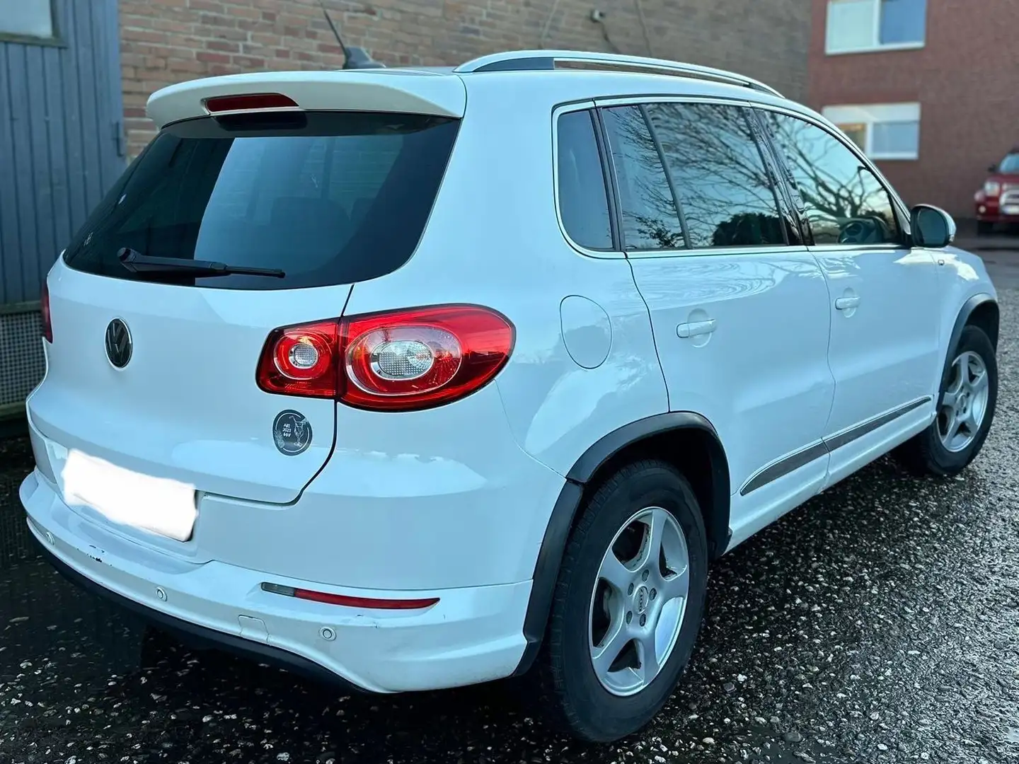 Volkswagen Tiguan Tiguan 2.0 TDI 140 FAP R-Line Blanc - 1