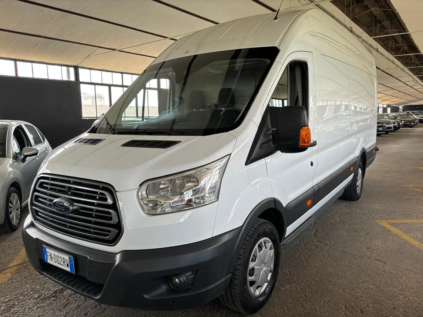 Ford Transit 350 2.0 TDCI 130CV PL-TM FURGONE H3 L4 Blanc - 1