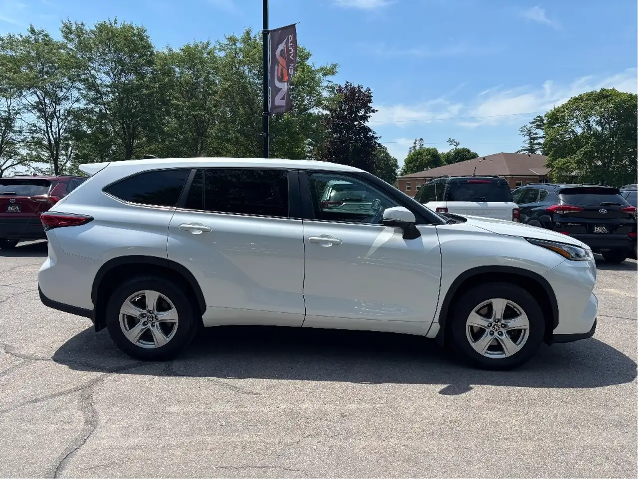Toyota Highlander снимка Toyota Highlander