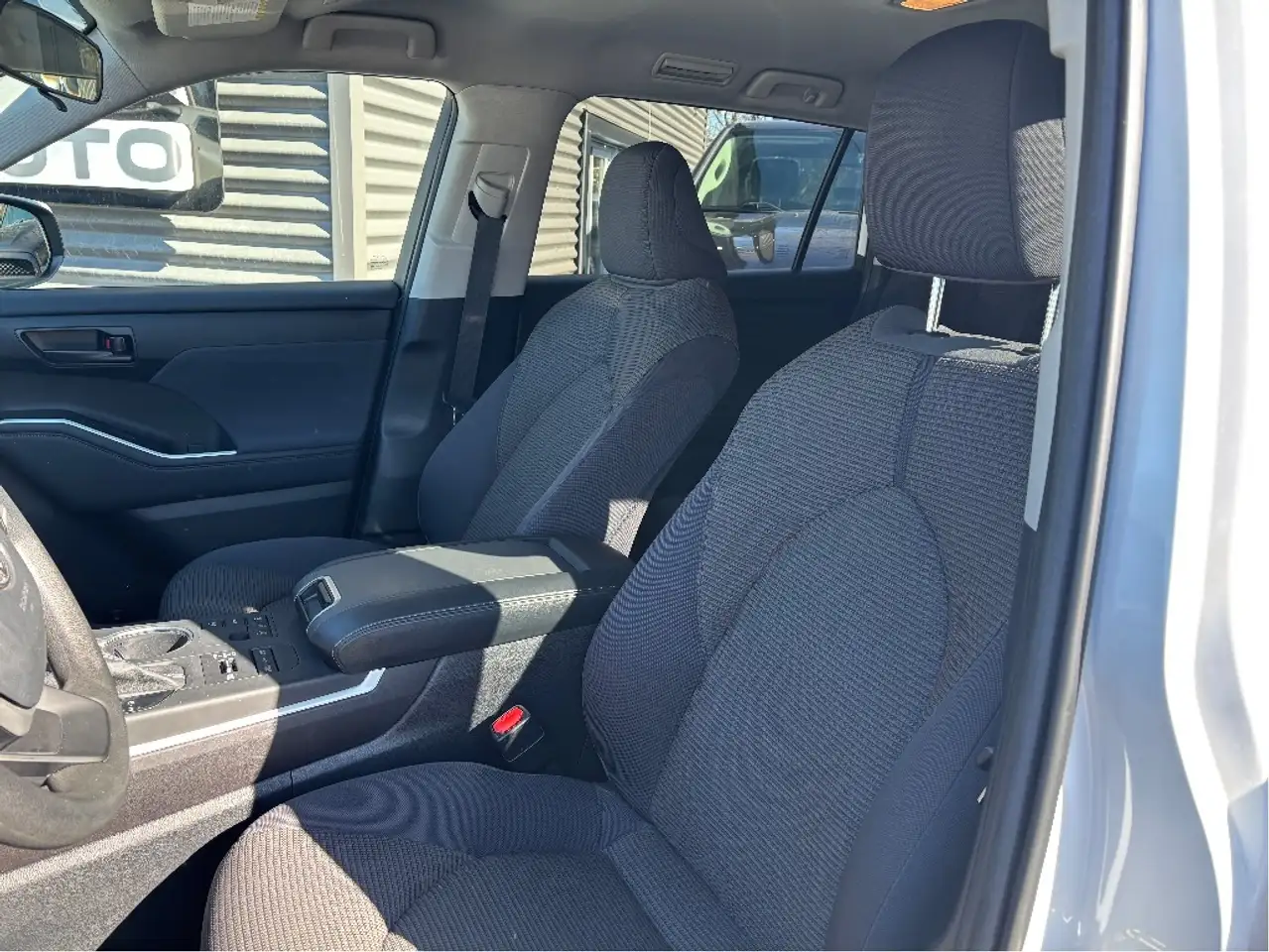 Toyota Highlander снимка Toyota Highlander