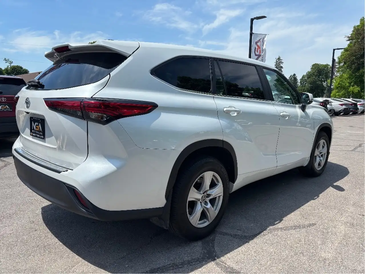 Toyota Highlander снимка Toyota Highlander