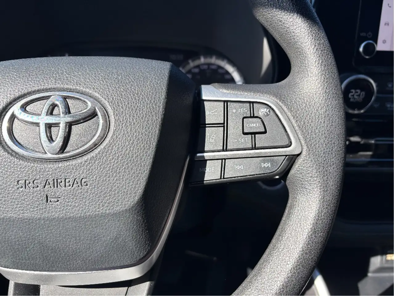 Toyota Highlander снимка Toyota Highlander