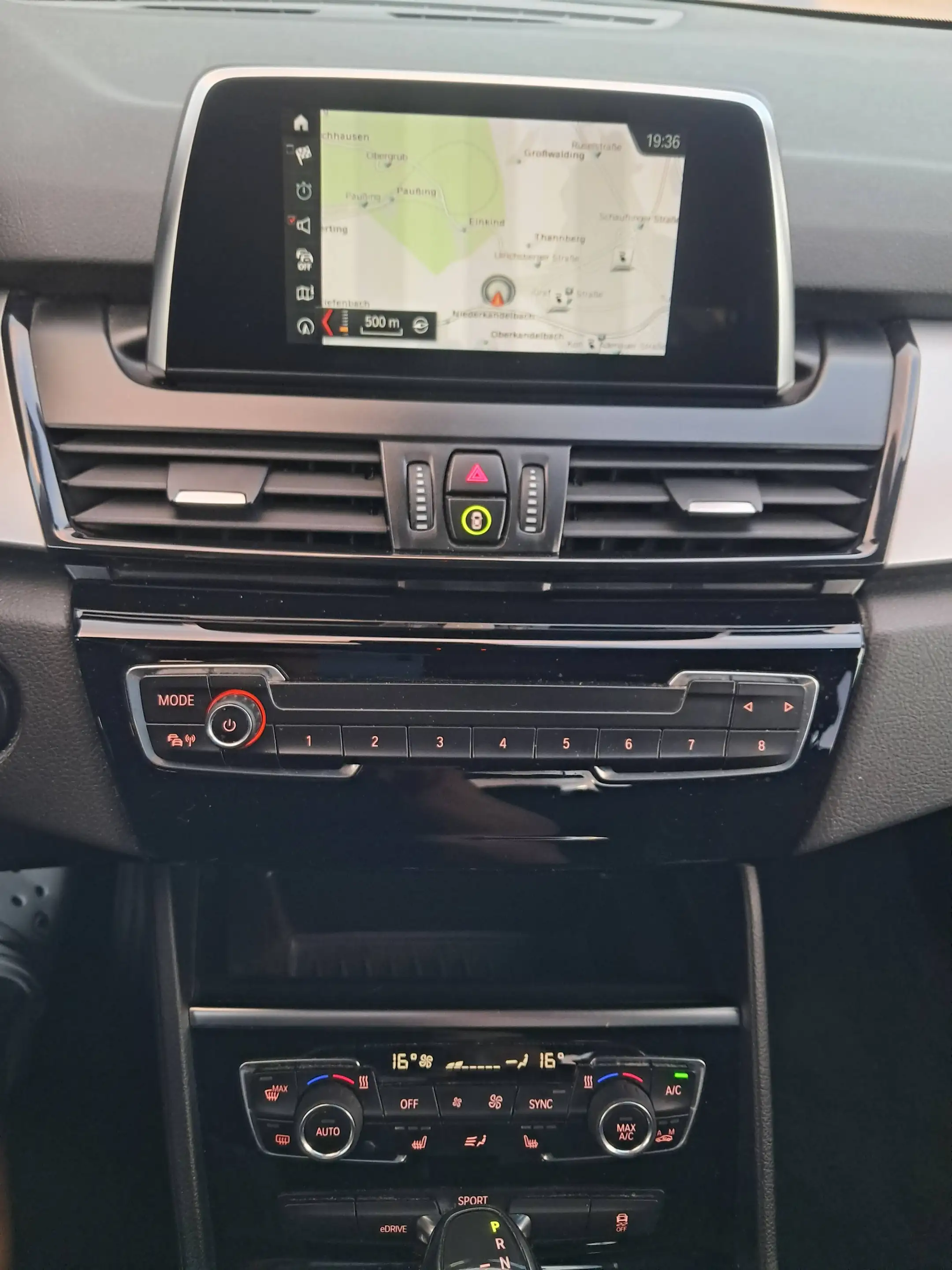 BMW 225 225 xe Advantage-ALLRAD — photo 14