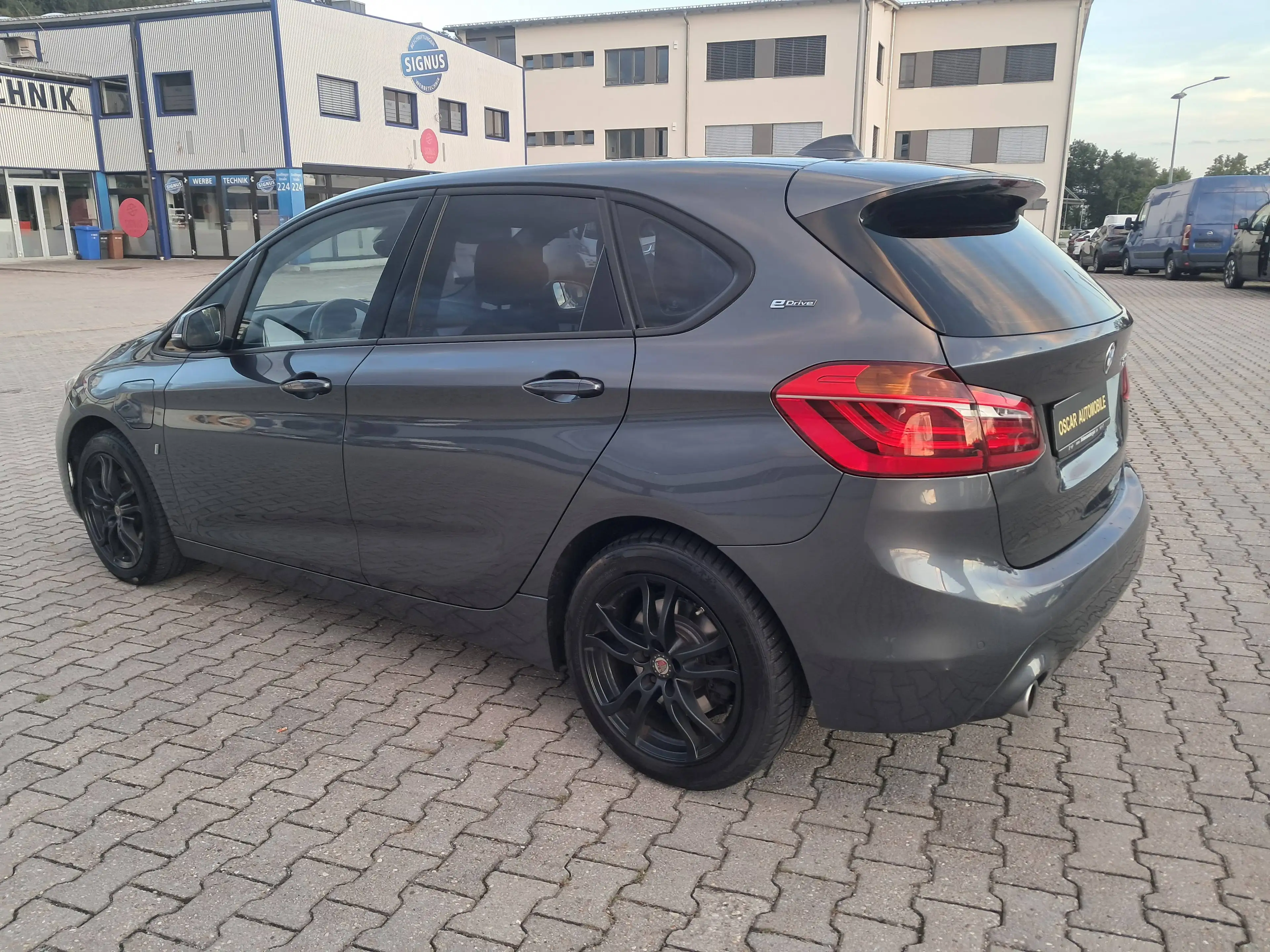 BMW 225 225 xe Advantage-ALLRAD — photo 5