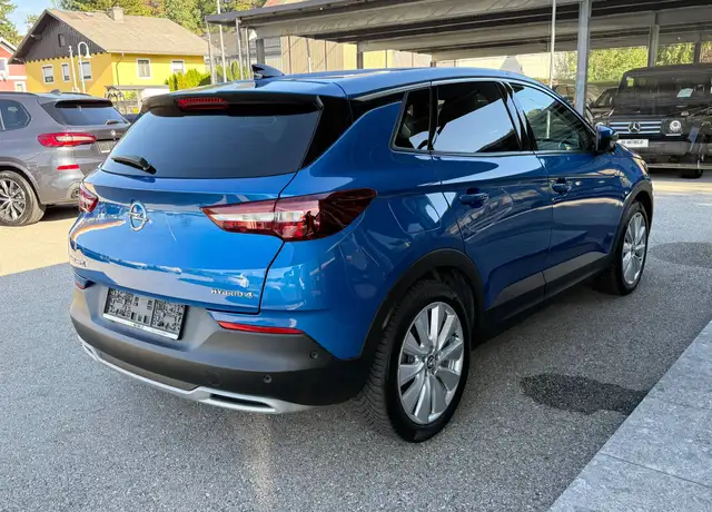 Opel Grandland X view 12
