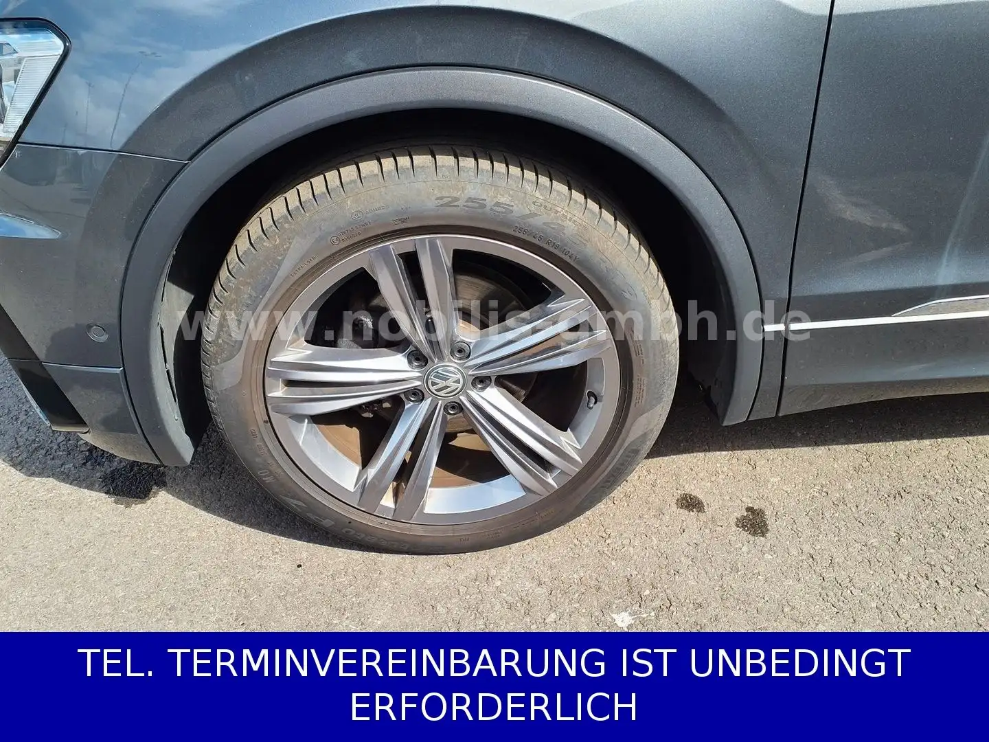 Volkswagen Tiguan 2,0 TDI R-Line AHK ALU-18Zoll Grau - 2