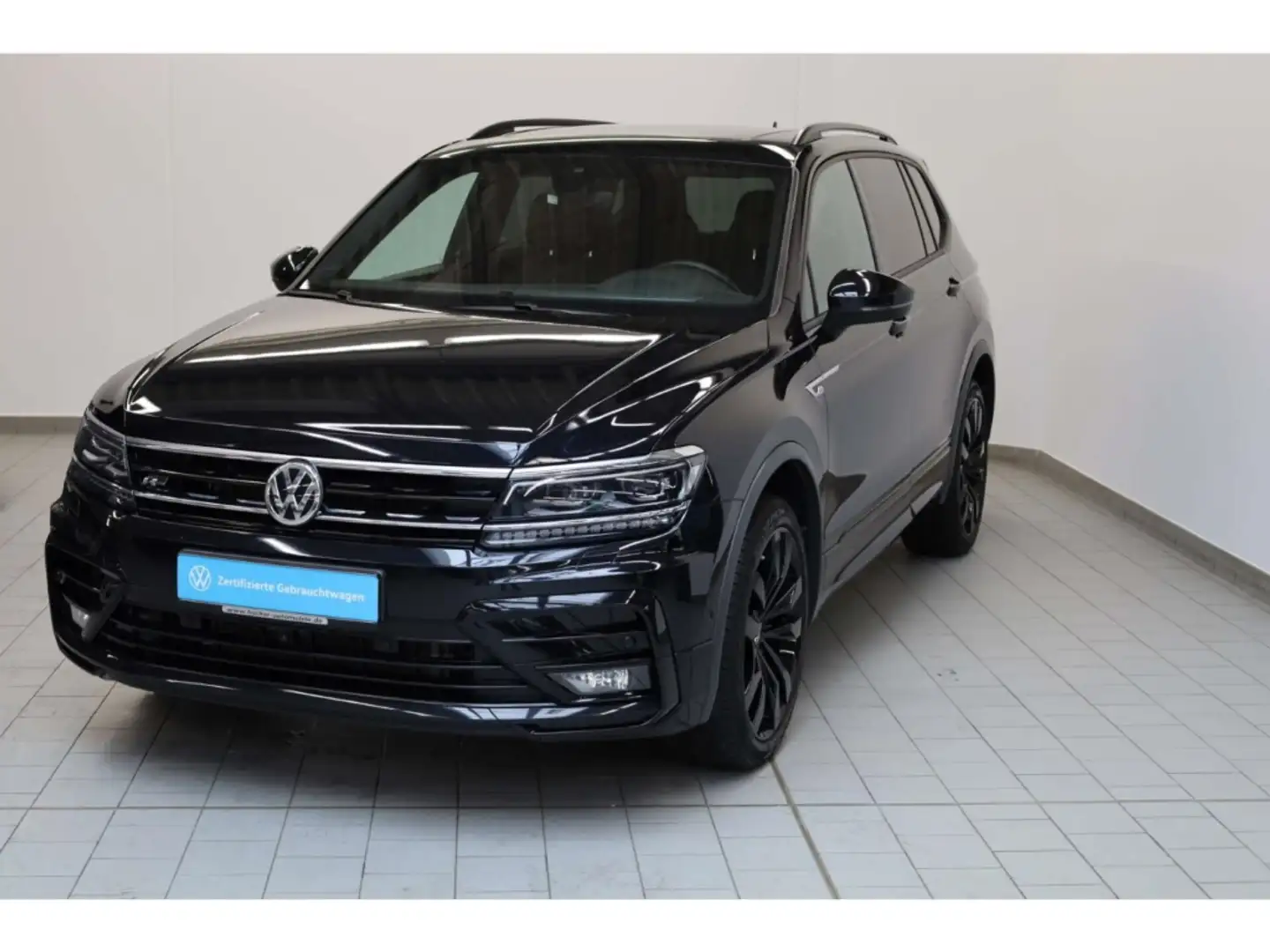 Volkswagen Tiguan Allspace 2.0 TDI 4Motion Highline R-Line Zwart - 2