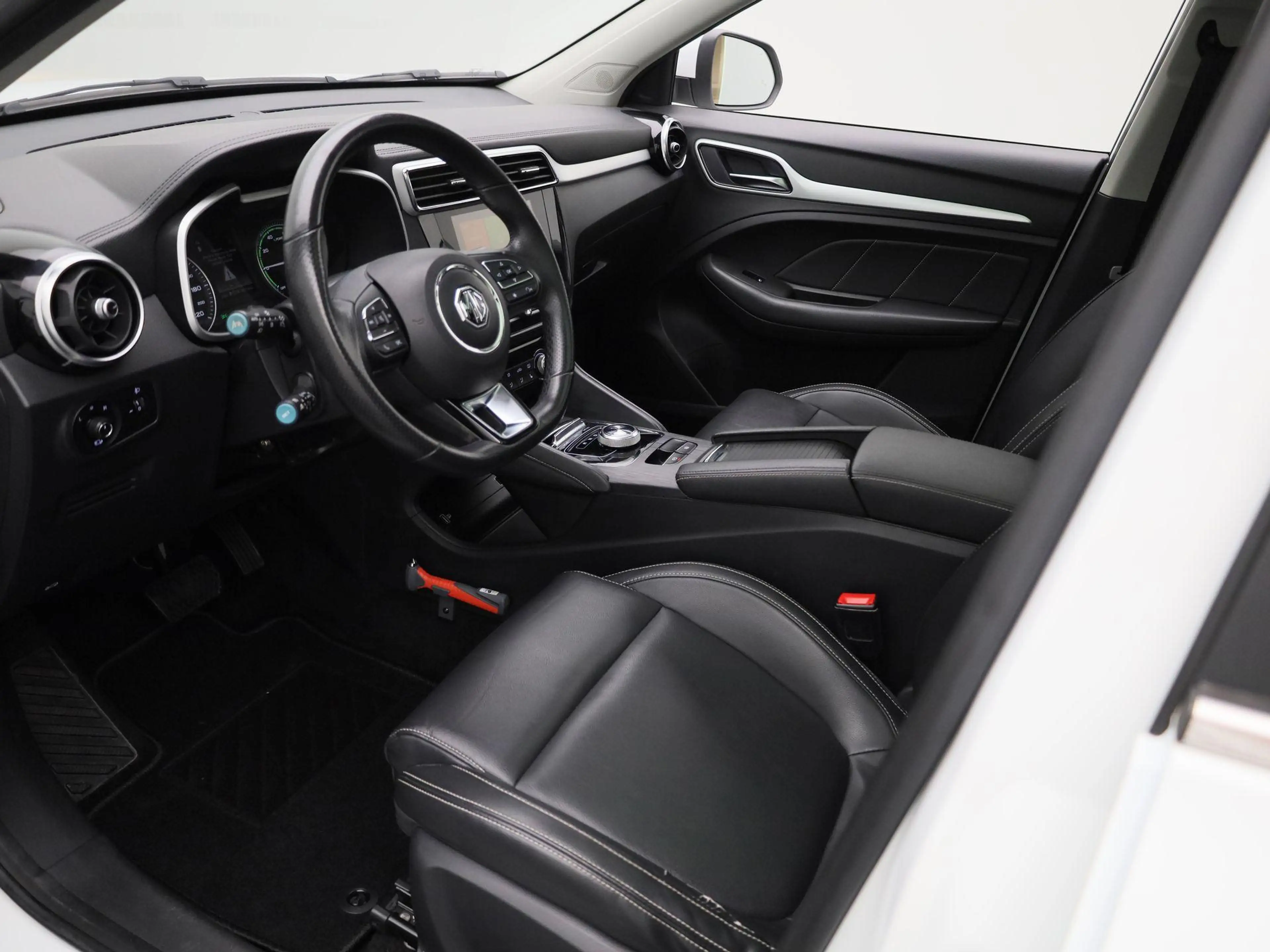 MG ZS MG EV Luxury 45 kWh Mg Mg zs ev — photo 15