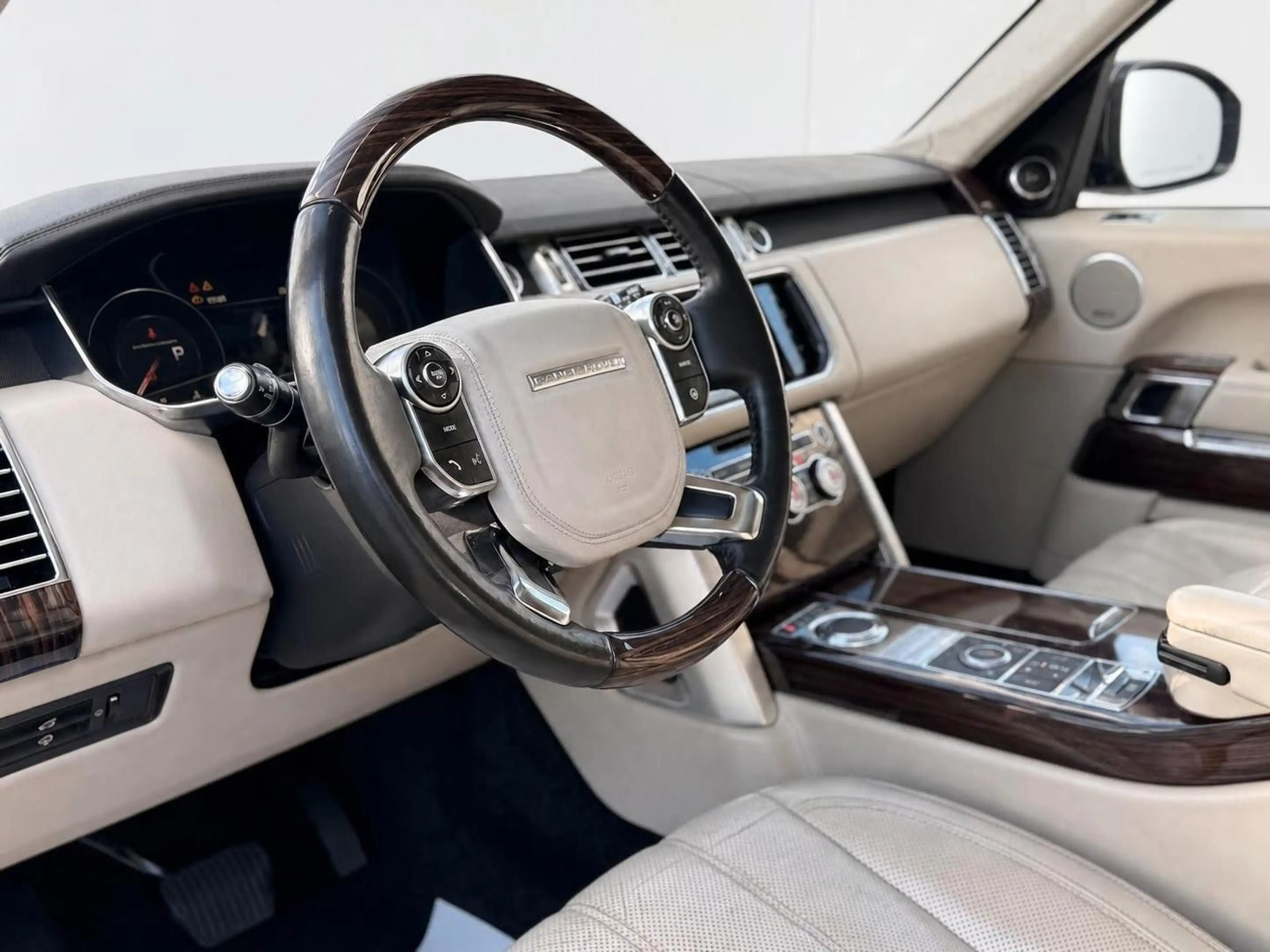 Land Rover Range Rover Vogue Supercharged — photo 7
