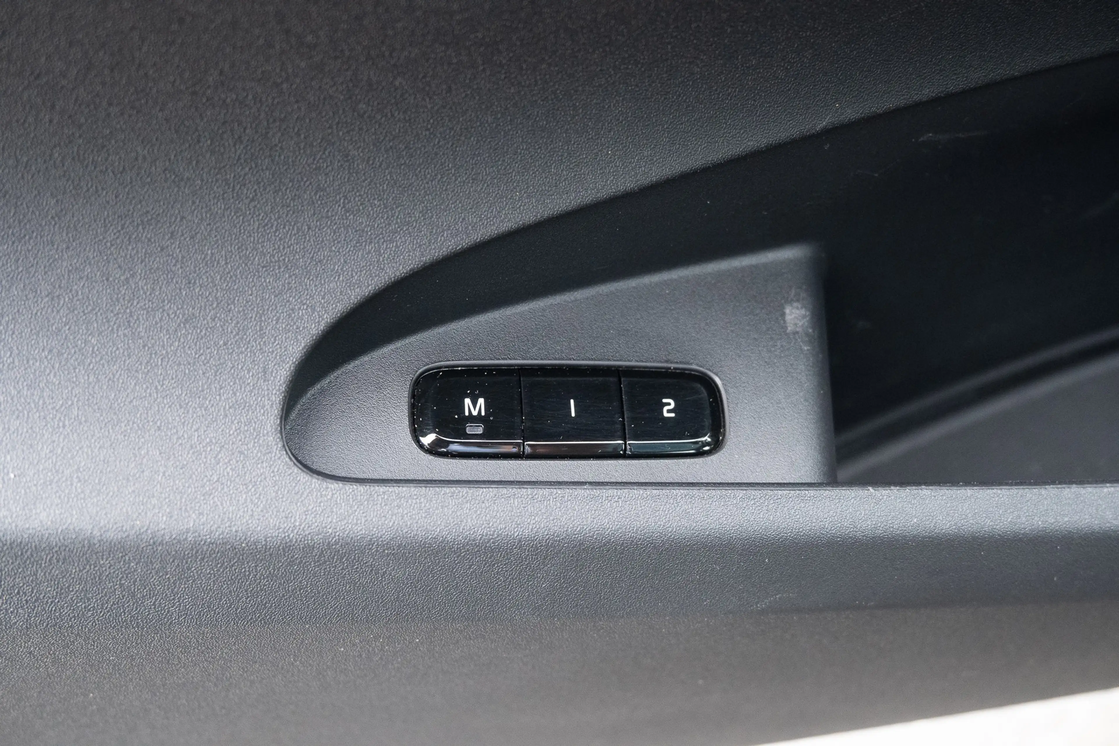 Polestar 2 Polestar 2 - Long Range Dual Motor / 360° / Plus / Pilot / Pano / Memory — photo 13