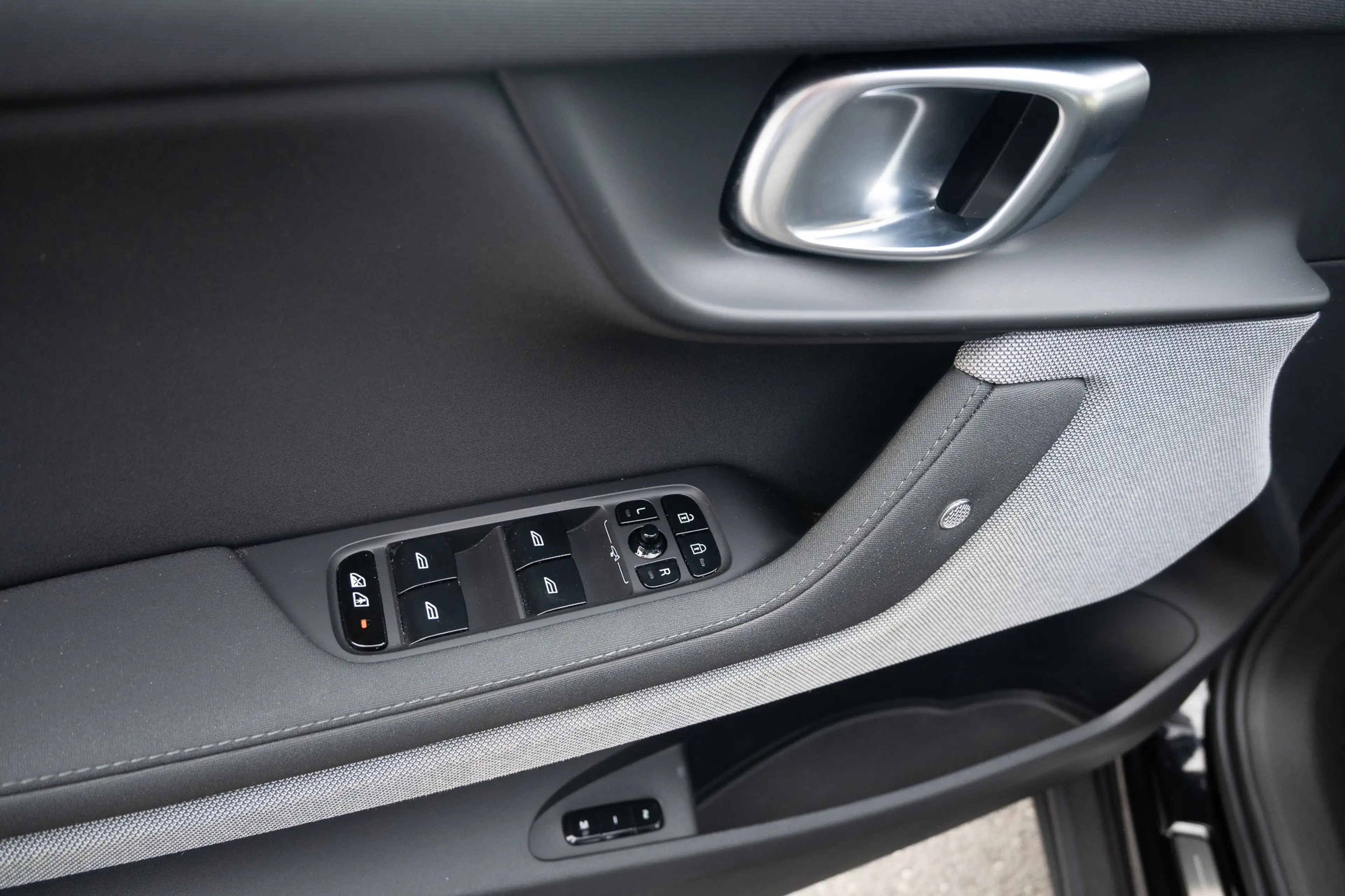 Polestar 2 Polestar 2 - Long Range Dual Motor / 360° / Plus / Pilot / Pano / Memory — photo 12