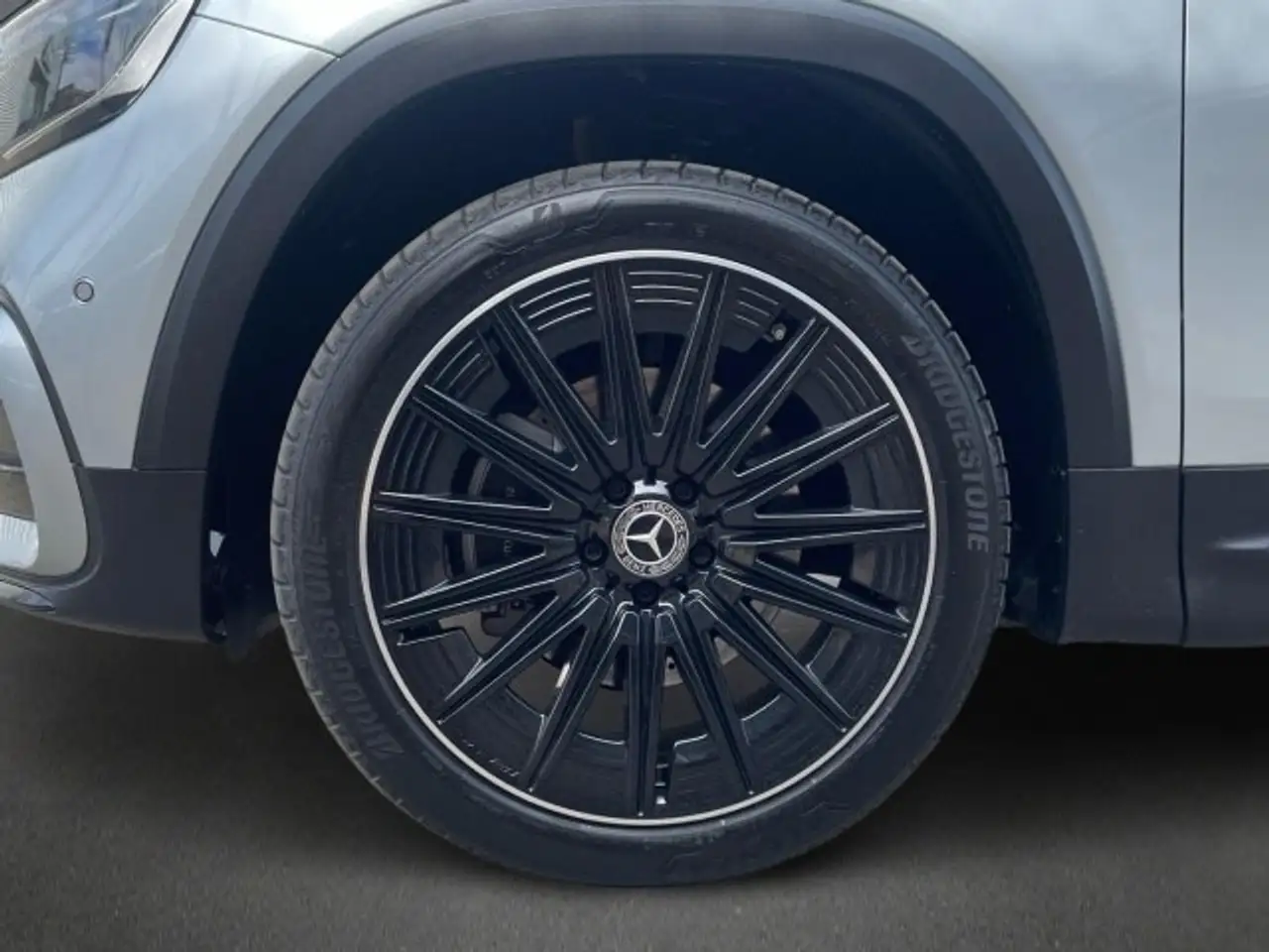 Mercedes-Benz GLB 2026
