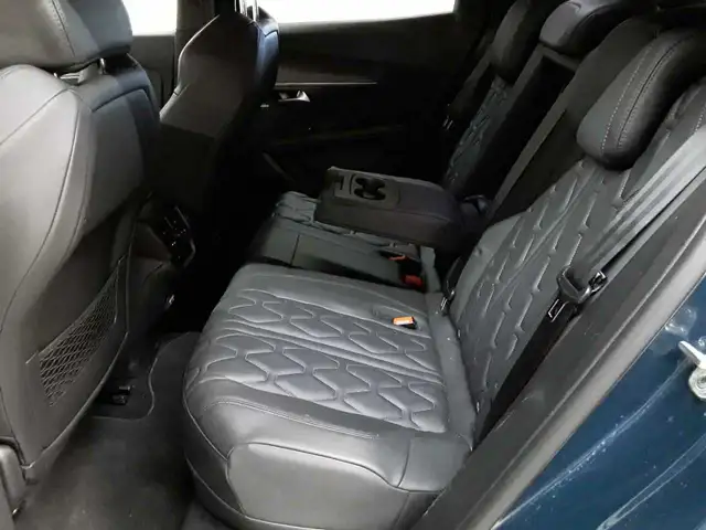 Peugeot 3008 view 13