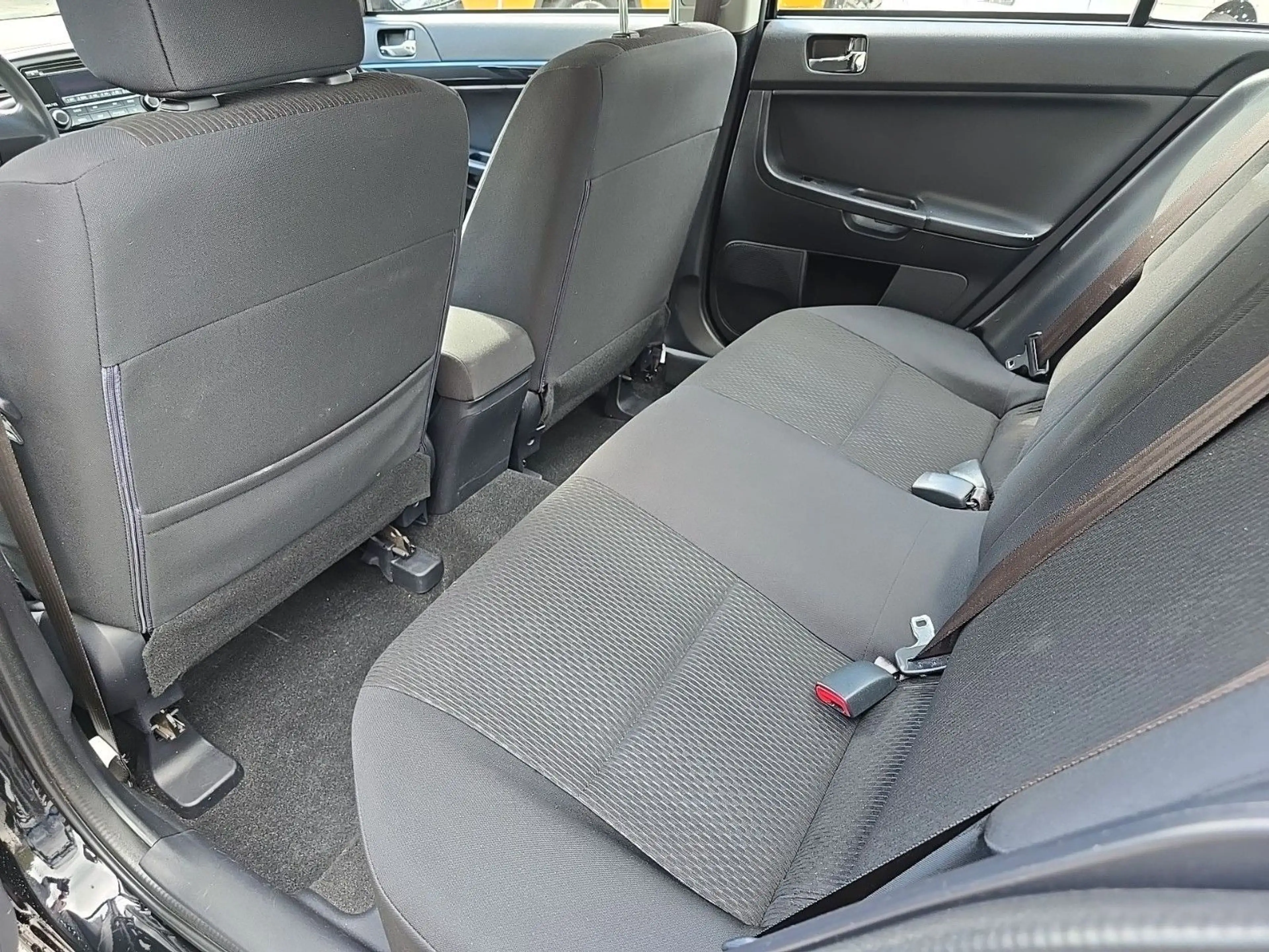 Mitsubishi Lancer 1.6 MIVEC ClearTec 8-fach bereift — photo 10