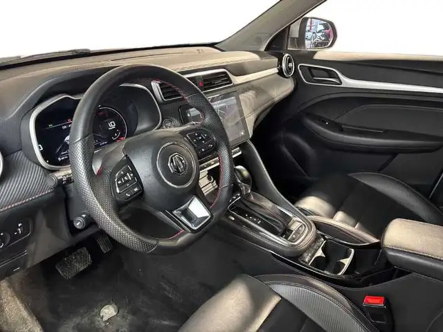 MG ZS view 11
