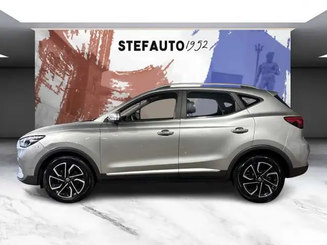 MG ZS view 4