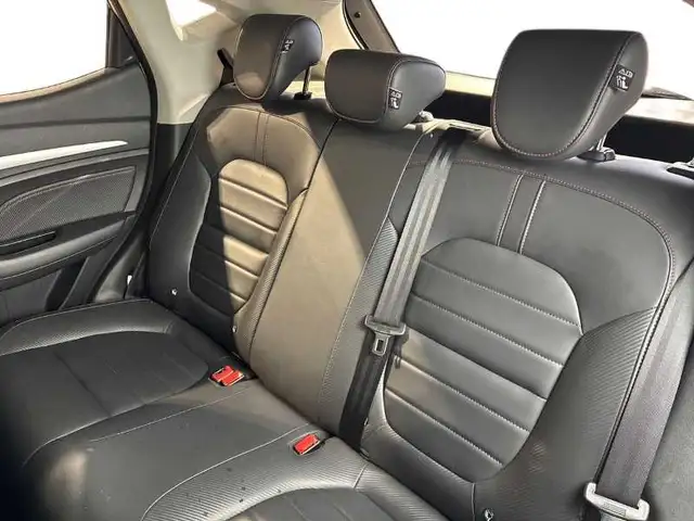 MG ZS view 9